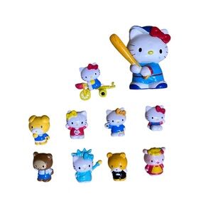 Hello Kitty Miniature Figures Bundle
